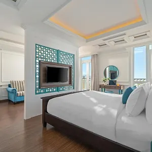 https://paracel-danang-hotel.dananghotels.net